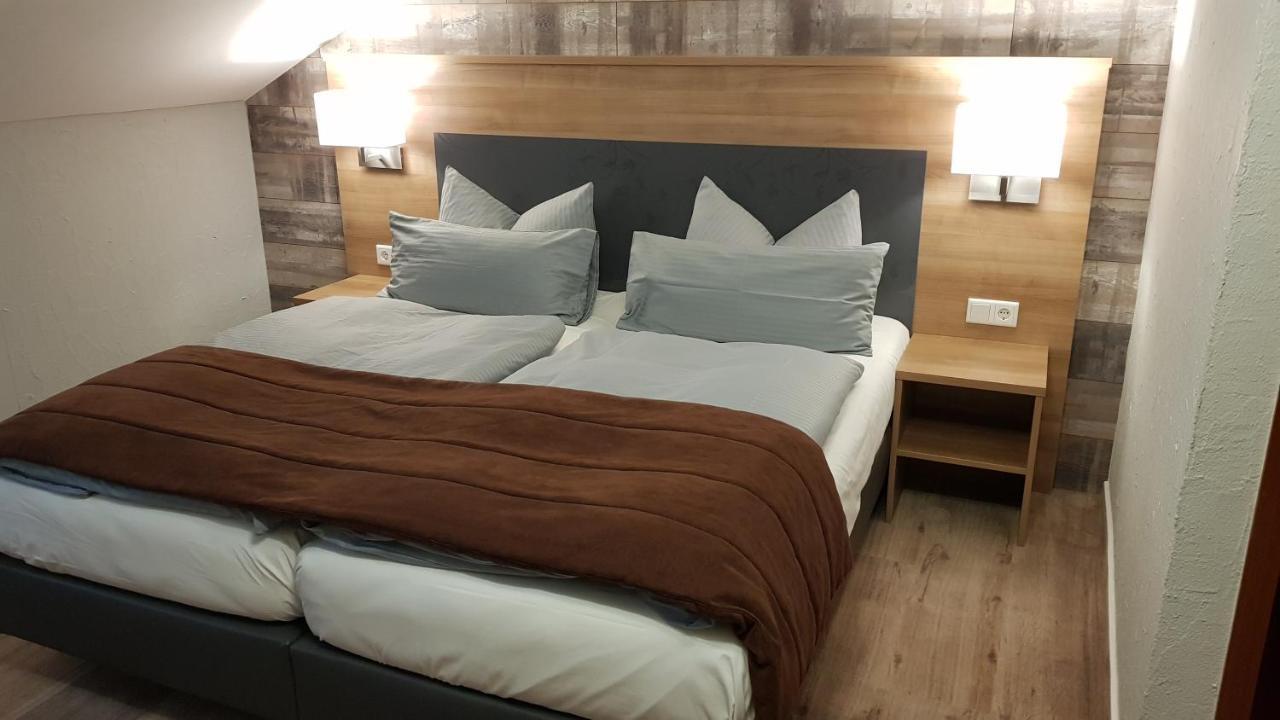Hotel Landgasthof Hirsch Marktlustenau Bagian luar foto